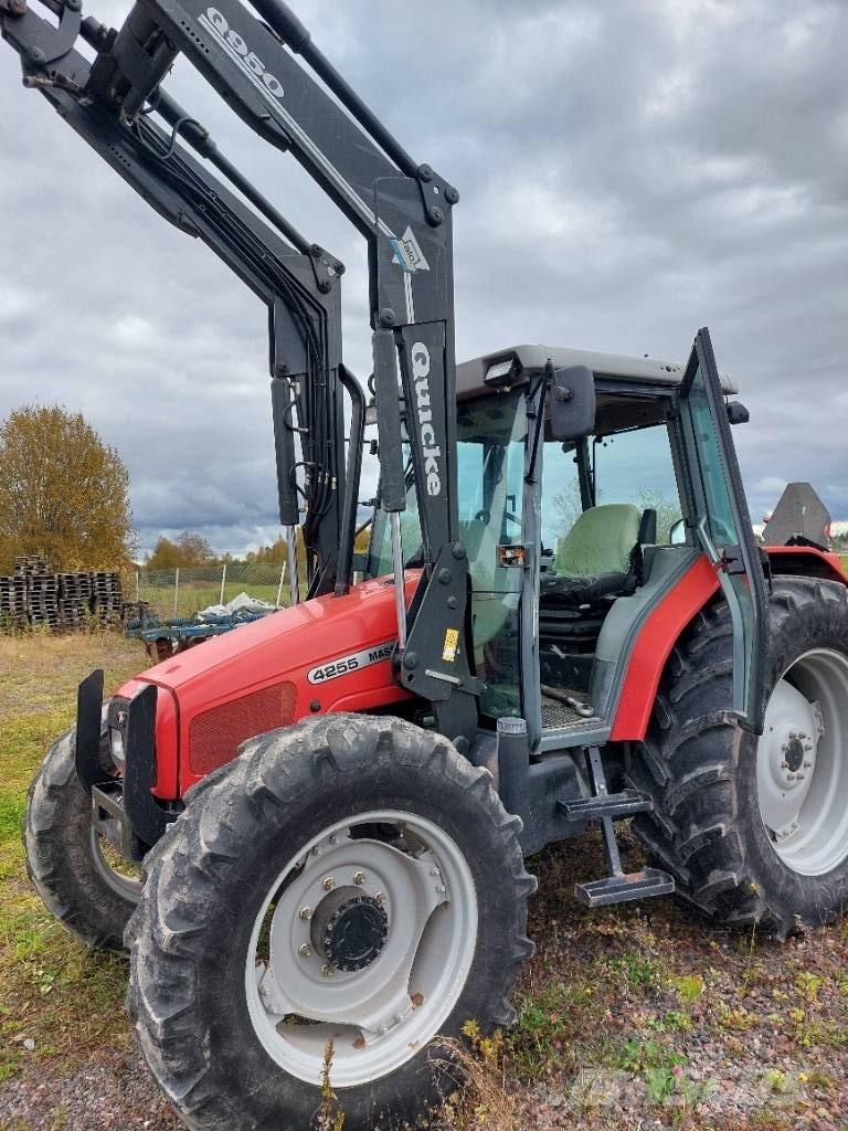Massey Ferguson 4255 Traktory