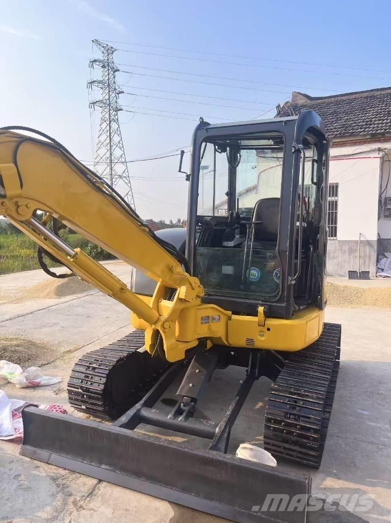Komatsu PC 40 MR Mini rýpadlá < 7t