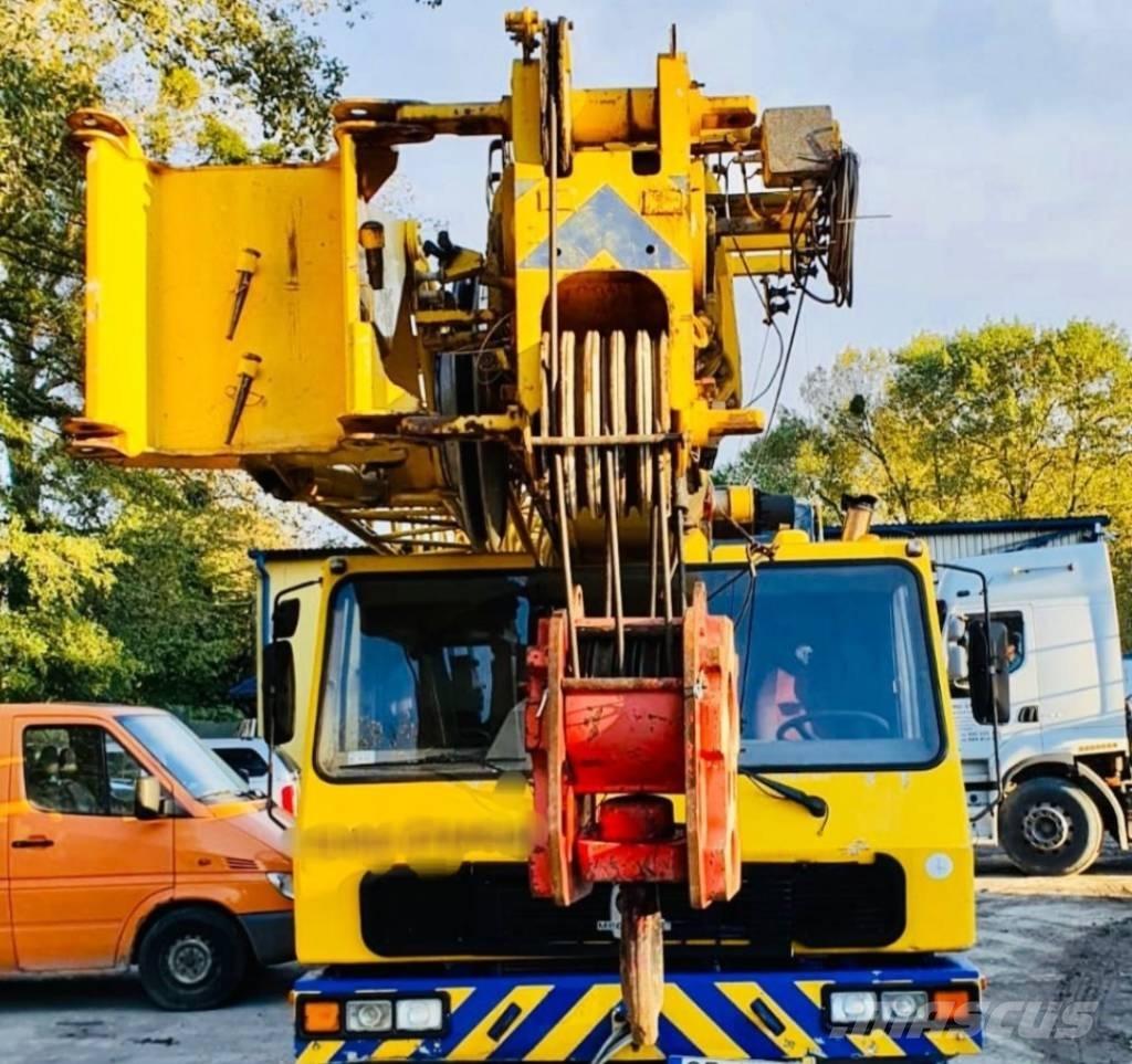 Grove GMK 3050 Univerzálne terénne žeriavy