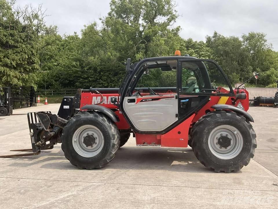 Manitou 1033 Teleskopické manipulátory