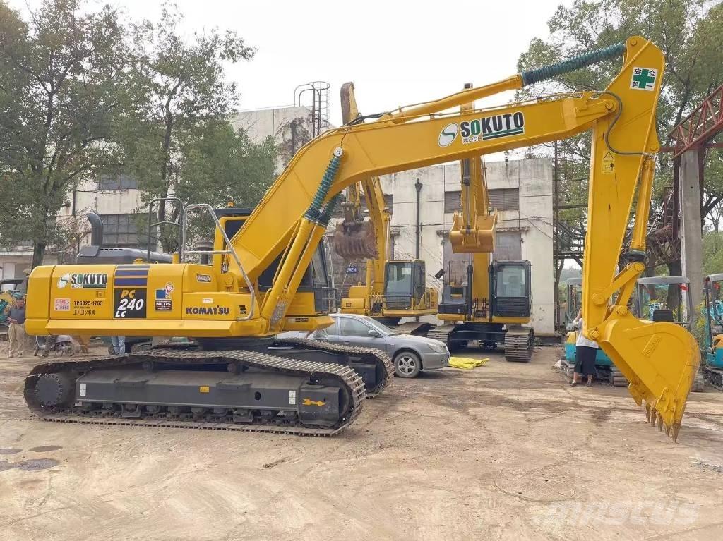 Komatsu PC240-8 Pásové rýpadlá