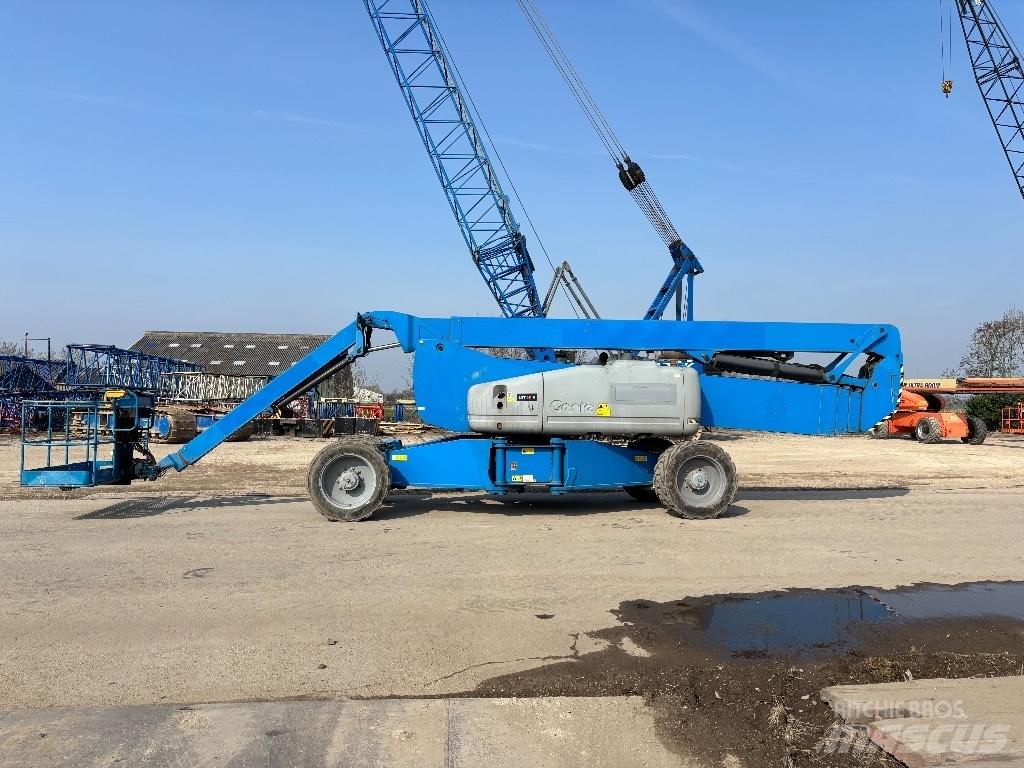 Genie ZX 135/70 Kĺbové plošiny