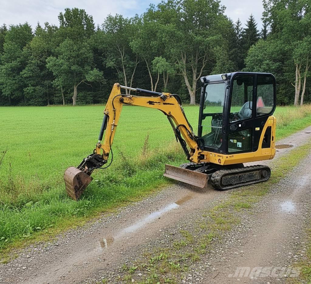 CAT 301.8 C Mini rýpadlá < 7t