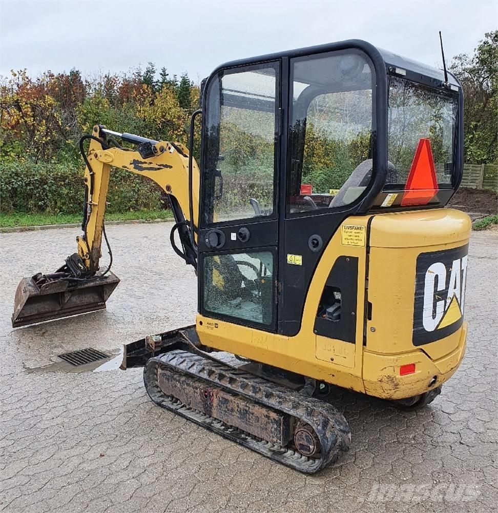 CAT 301.8 C Mini rýpadlá < 7t
