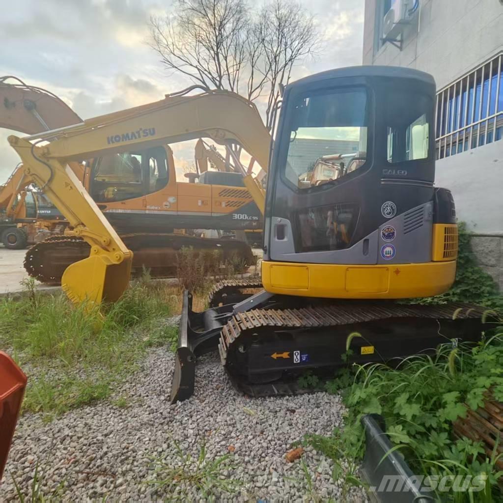 Komatsu PC 78 US Pásové rýpadlá