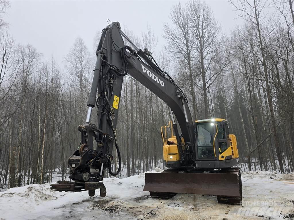 Volvo ECR235DL Pásové rýpadlá