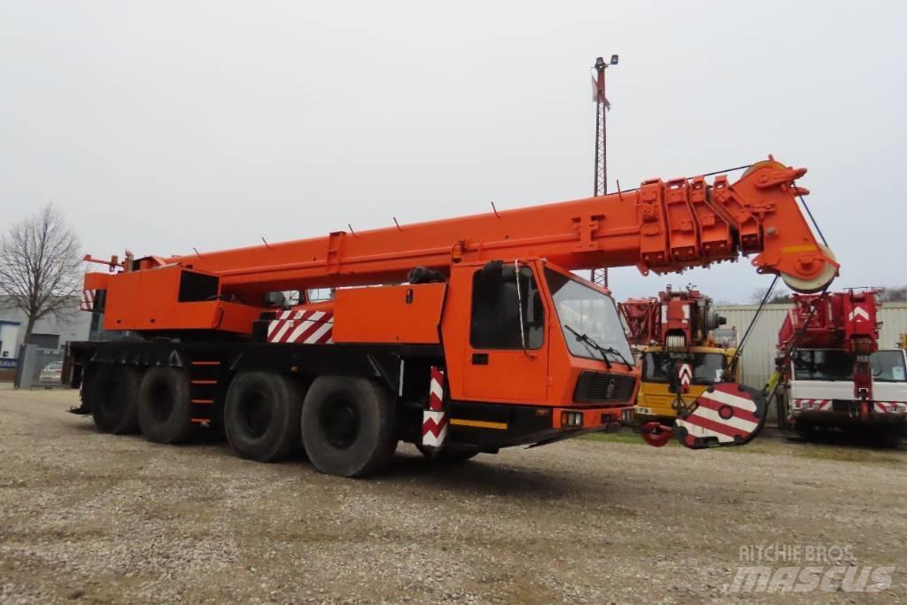 Krupp KMK 4080 Univerzálne terénne žeriavy