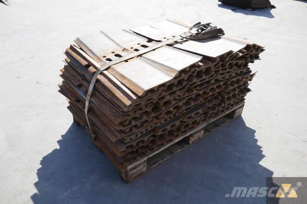 CAT 325 Trackshoes Pneumatiky, kolesá a ráfiky