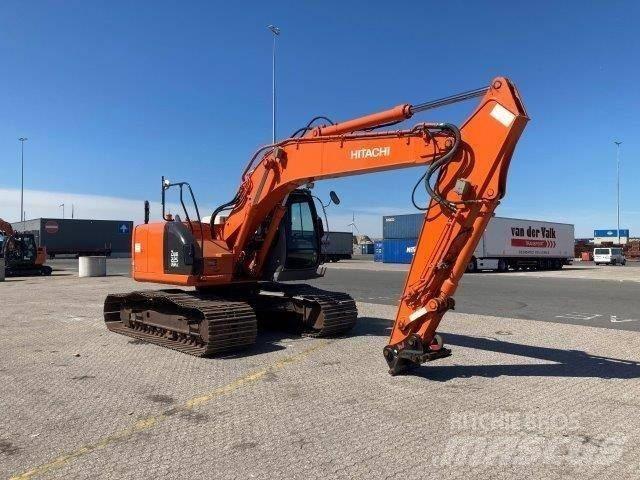 Hitachi ZX225USRLC Pásové rýpadlá