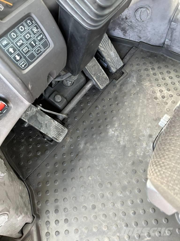 Volvo L180H Kolesové nakladače