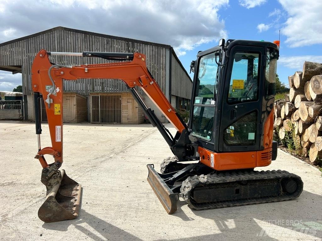 Hitachi ZX 26 U-6 Mini rýpadlá < 7t