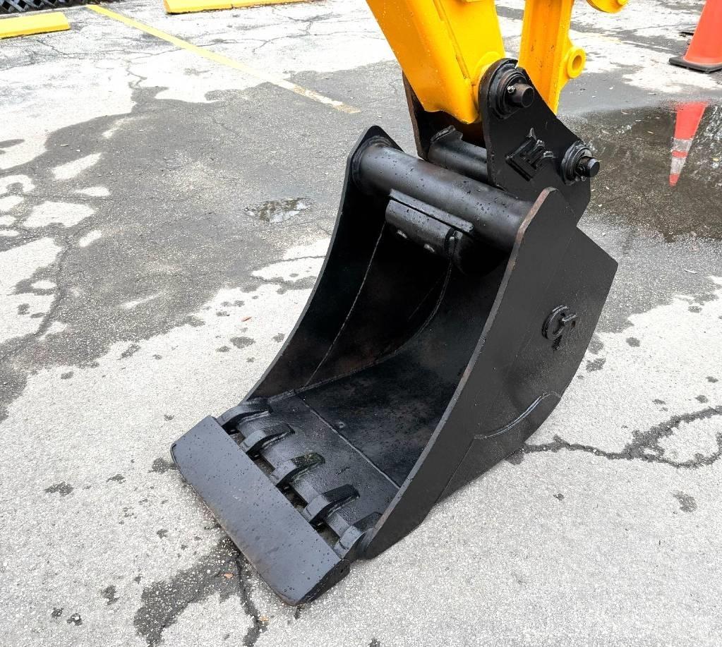 JCB 3 CX Rýpadlo-nakladače