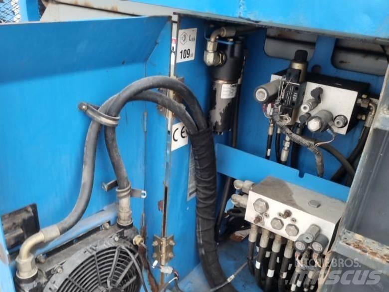 Genie GS3384 Nožnicové zdvíhacie plošiny