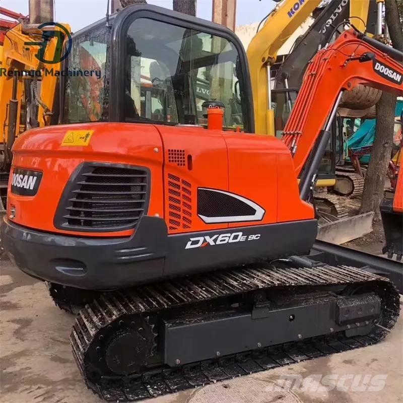 Doosan DX 60-9 C Pásové rýpadlá