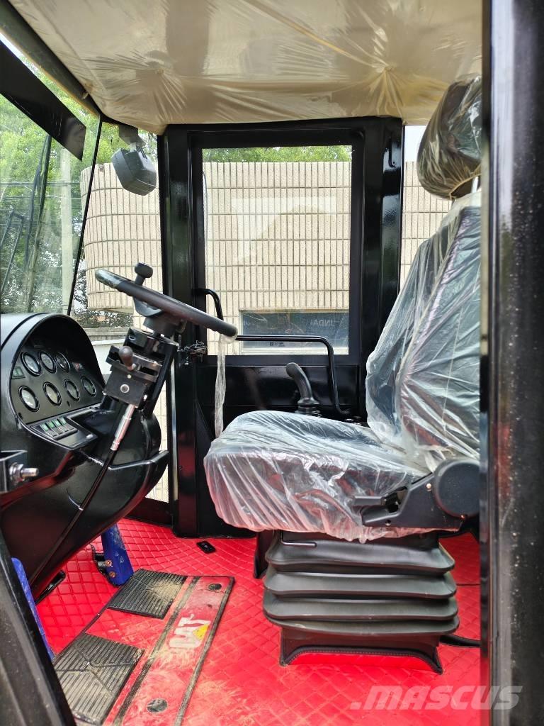 CAT 950 GC Kolesové nakladače