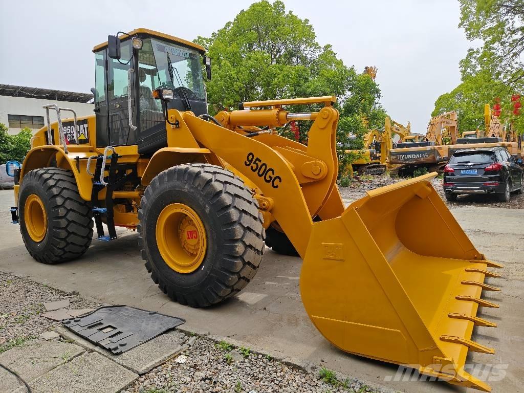 CAT 950 GC Kolesové nakladače