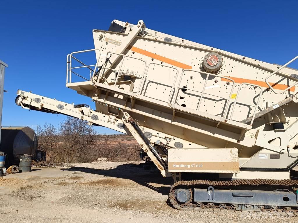 Metso NORDBERG ST620 Mobilné triediče
