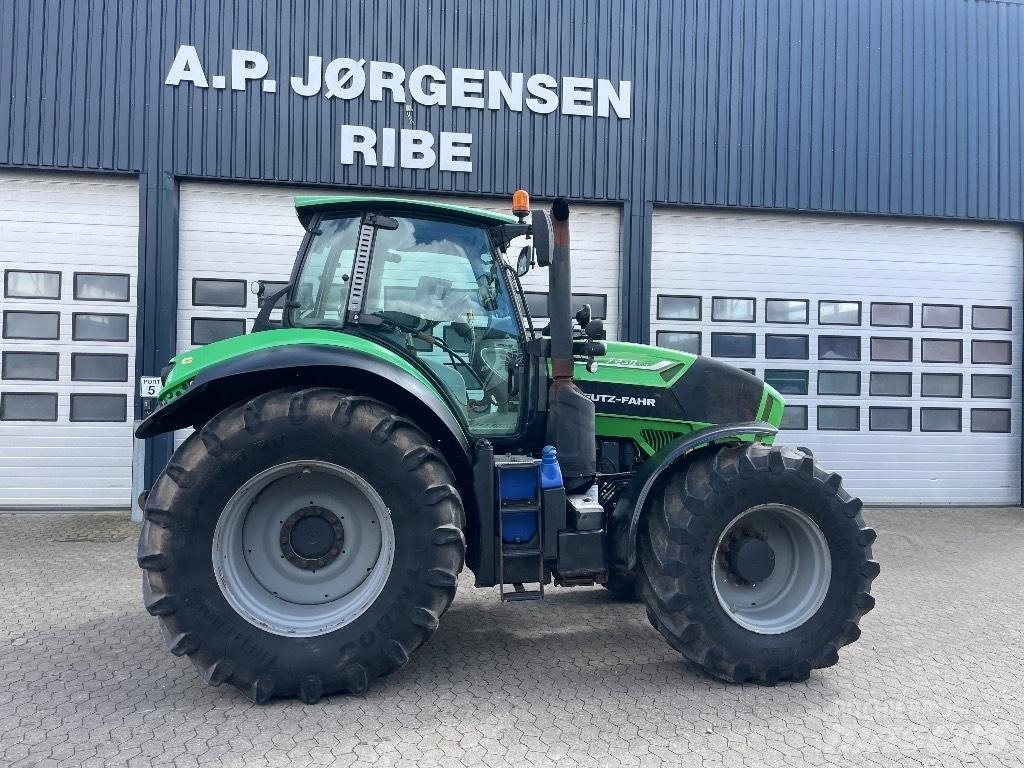 Deutz-Fahr 7250 Traktory