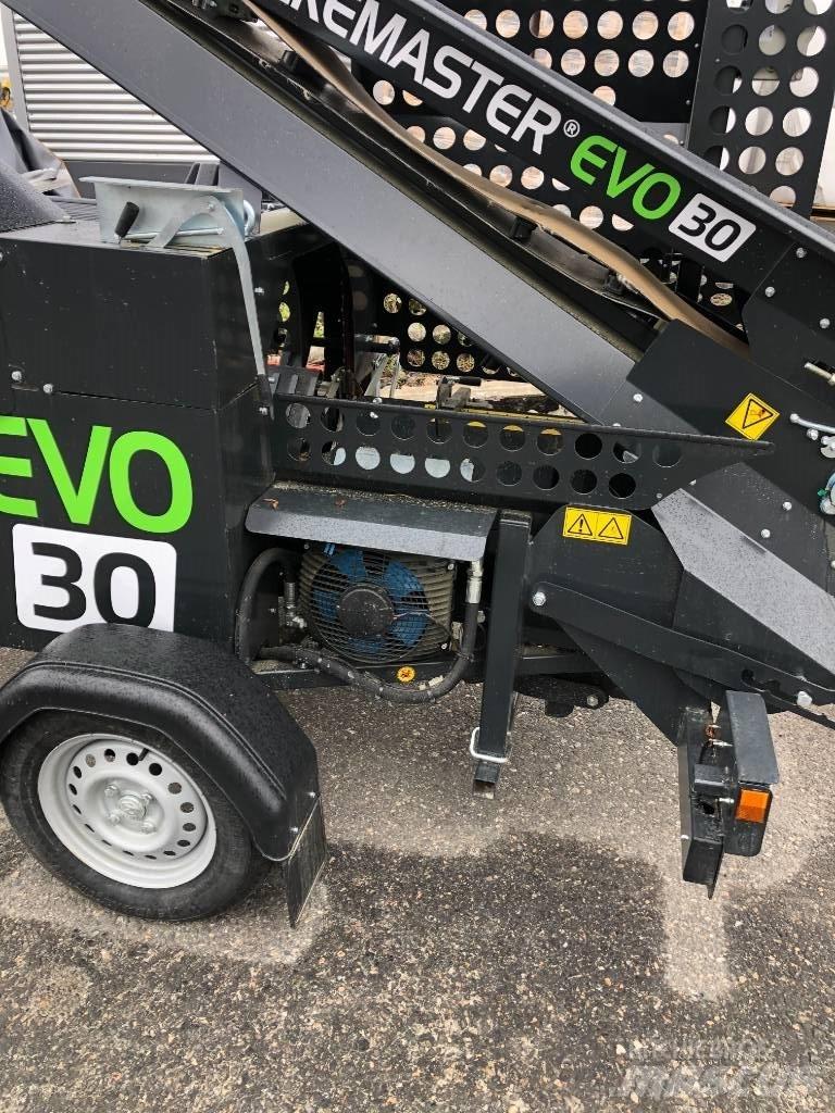 Pilkemaster Evo 30 Sekačky a rezačky dreva