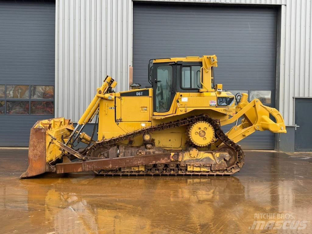 CAT D6T XL Pásové dozéry