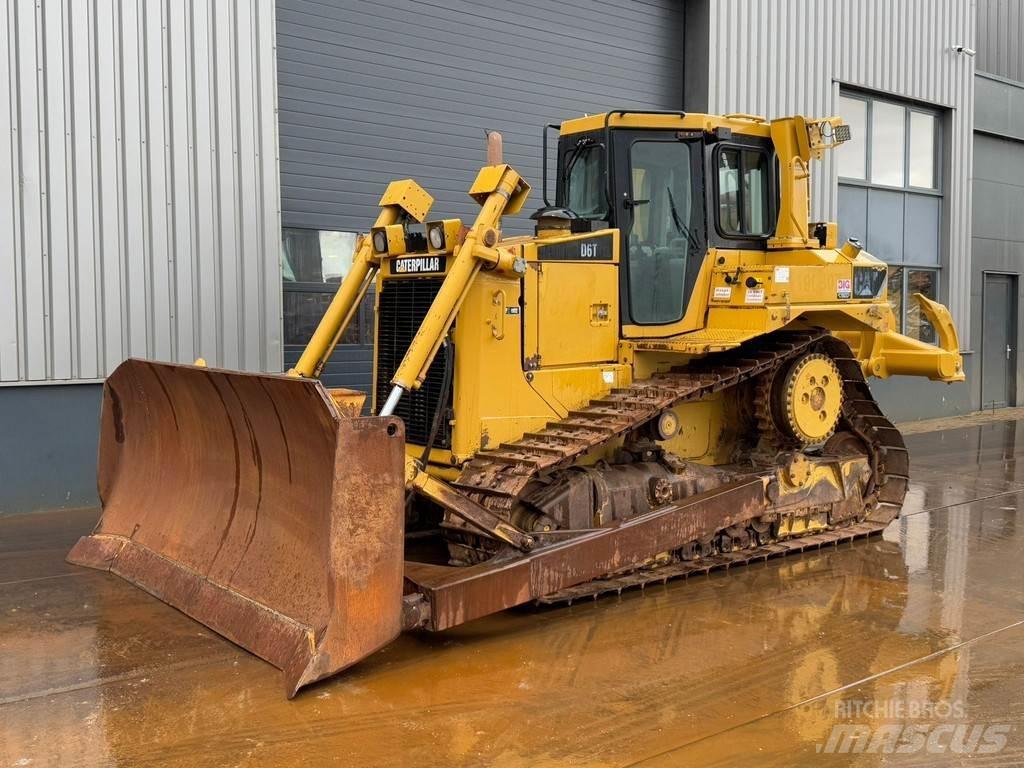 CAT D6T XL Pásové dozéry