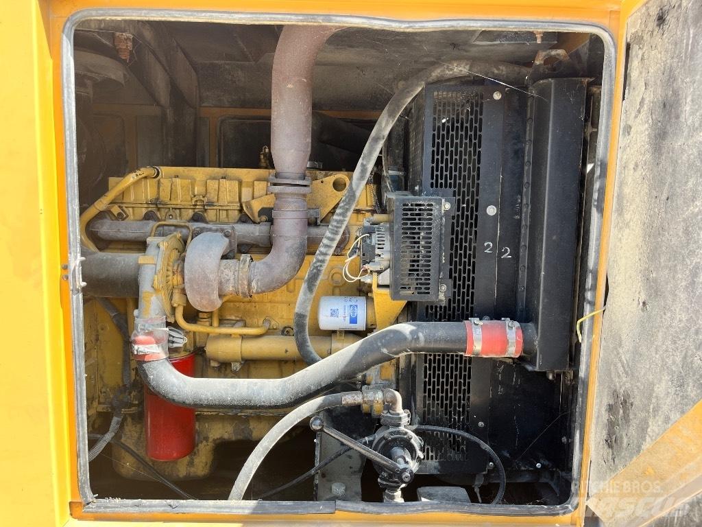 CAT GEH 250 Naftové generátory