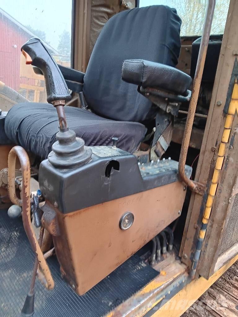 CAT 219 LC Pásové rýpadlá