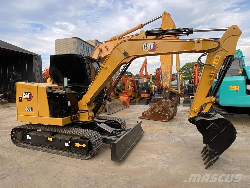 CAT 306 Mini rýpadlá < 7t