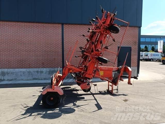 Kuhn GF10601TO Obracače a zhrabovače sena