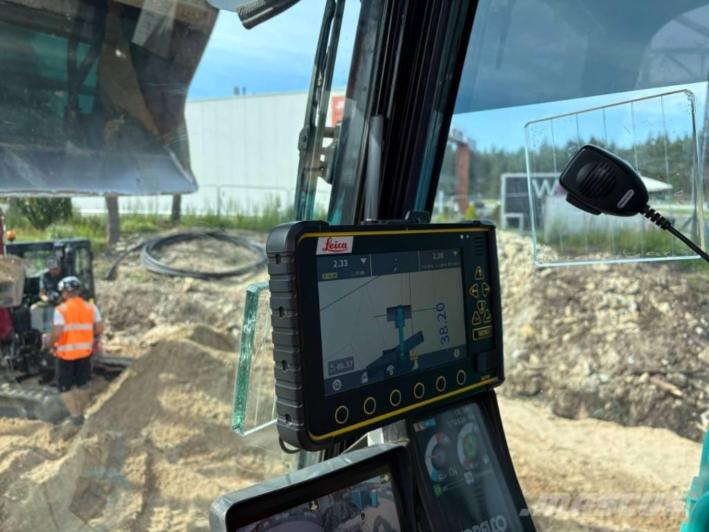 Kobelco SK 210 LC-10 Pásové rýpadlá