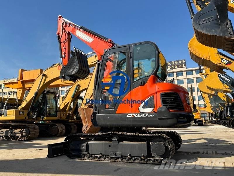 Doosan DX 60 Pásové rýpadlá