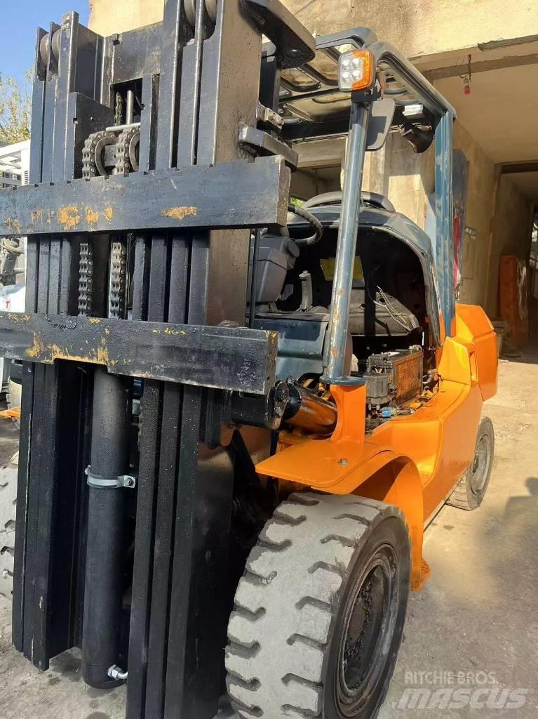 Toyota FD 50 Dieselové vozíky