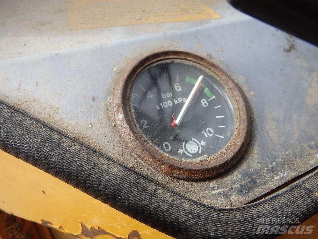 Volvo BM 4300 4x4 Kolesové nakladače