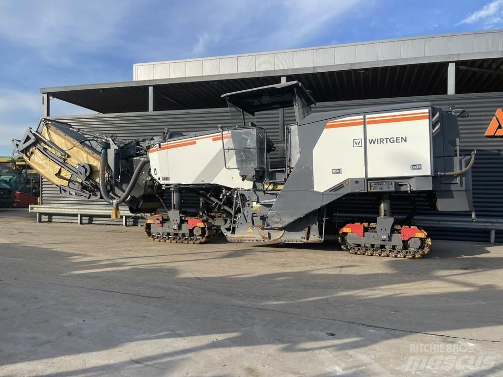 Wirtgen W 220 FI Recykléry za studena