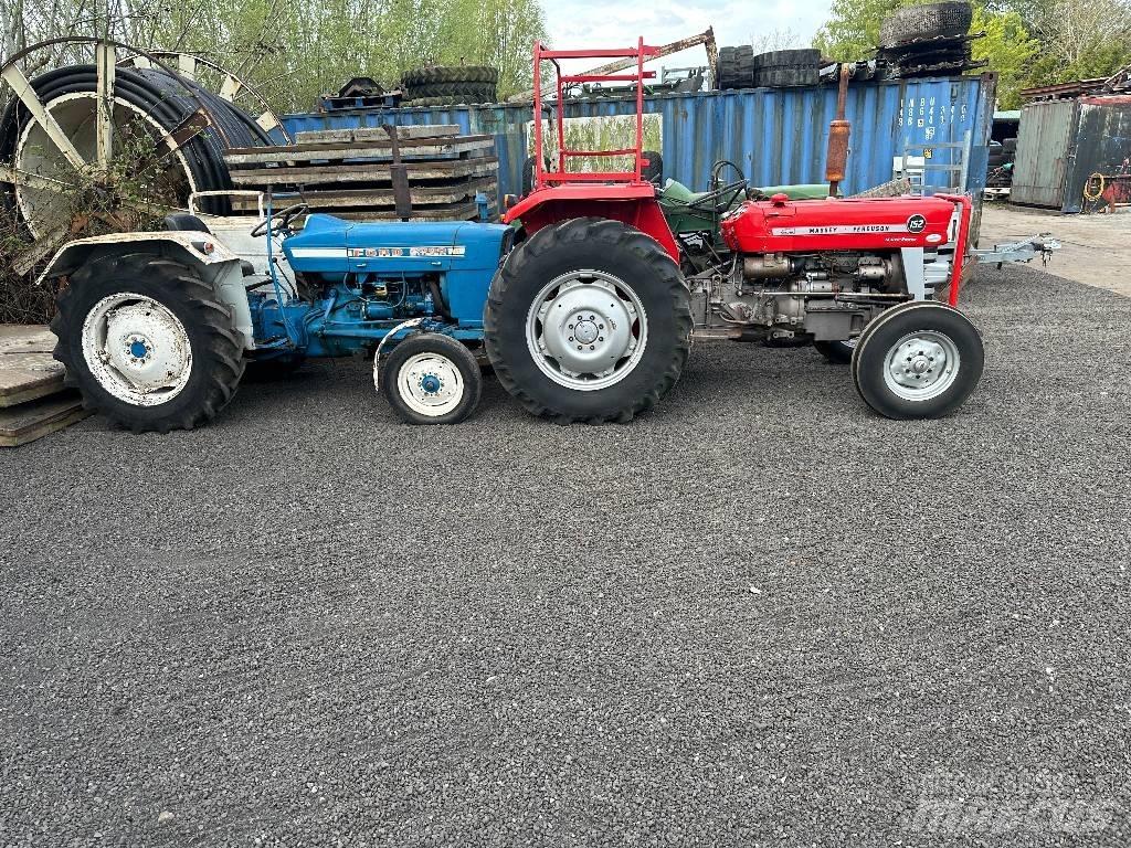 Ford 2000 Traktory