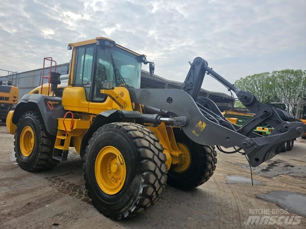 Volvo L 110 H Kolesové nakladače