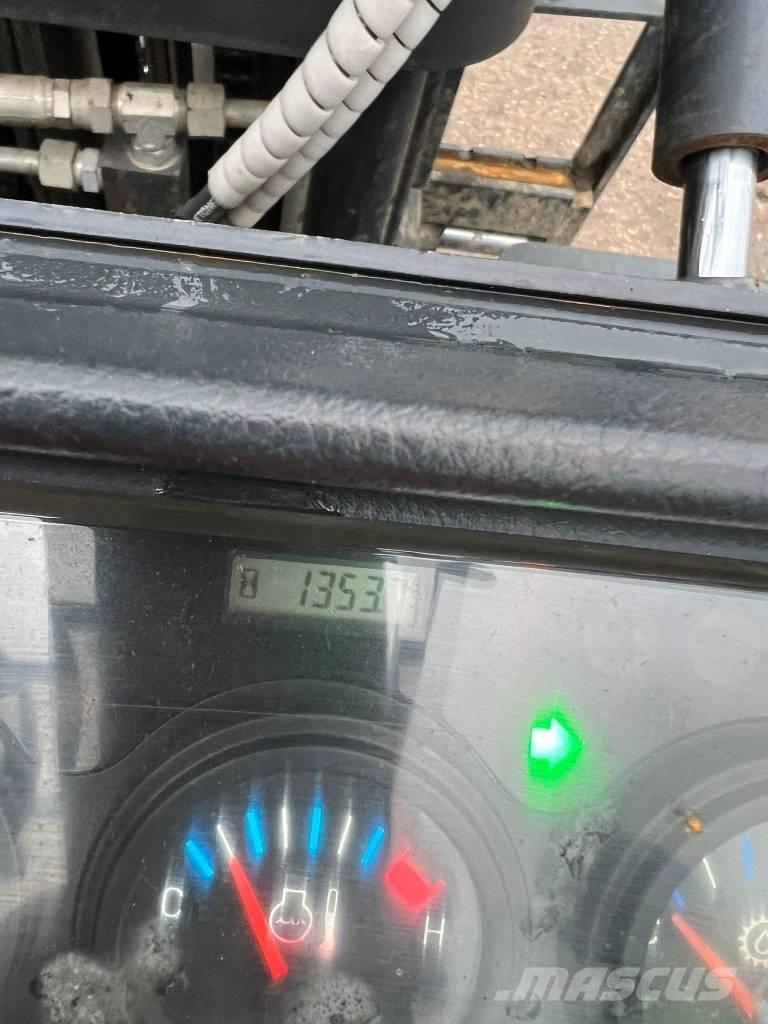 Doosan D 25 GP Dieselové vozíky