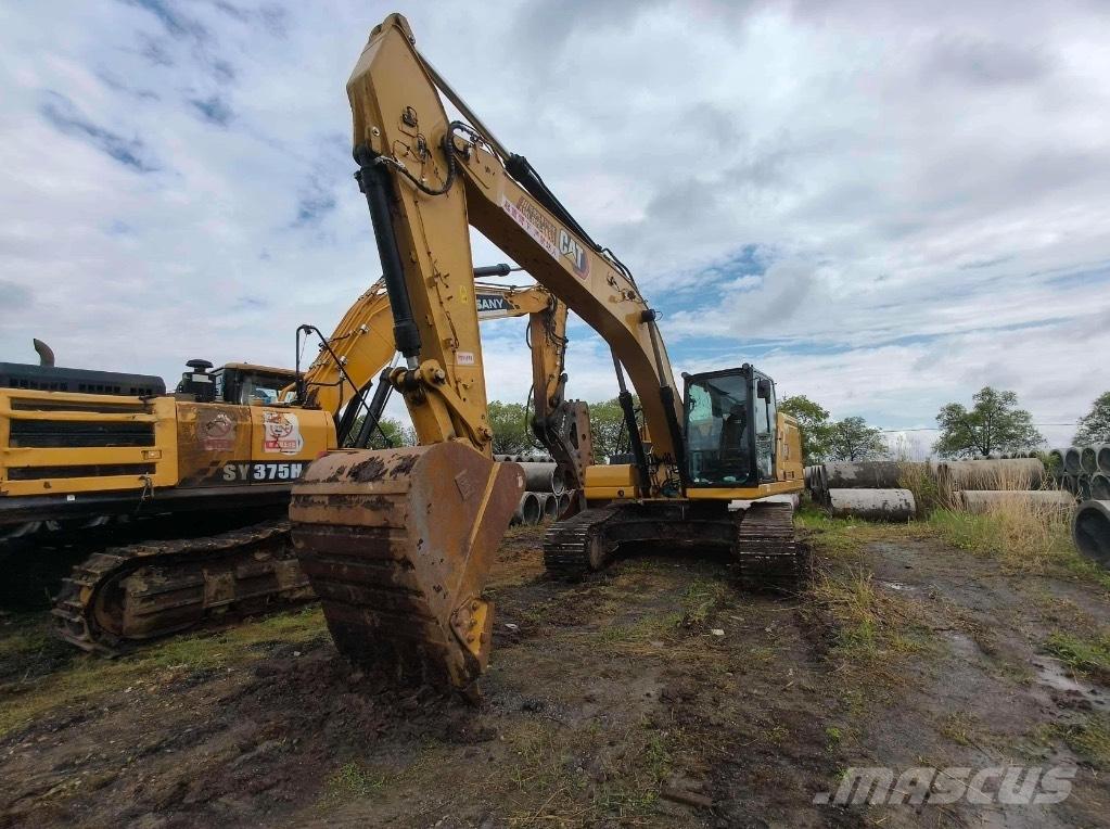 CAT 374 Pásové rýpadlá