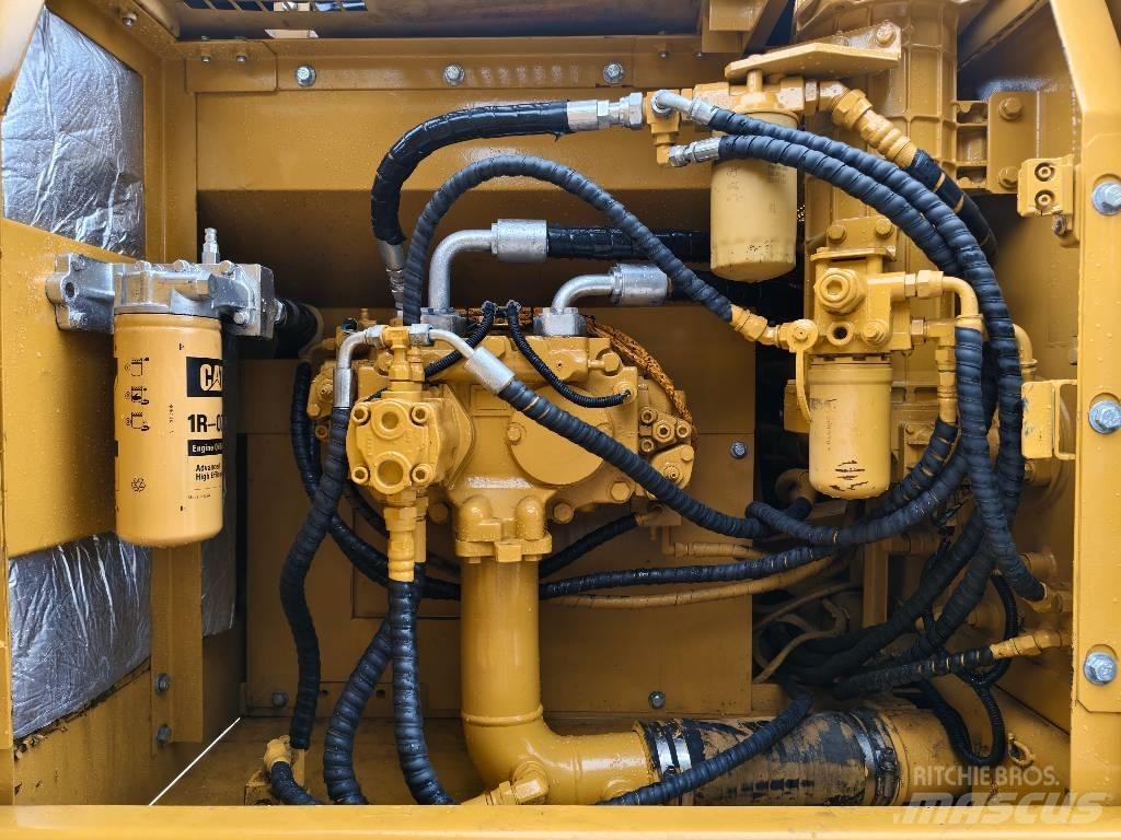 CAT 325 C Pásové rýpadlá