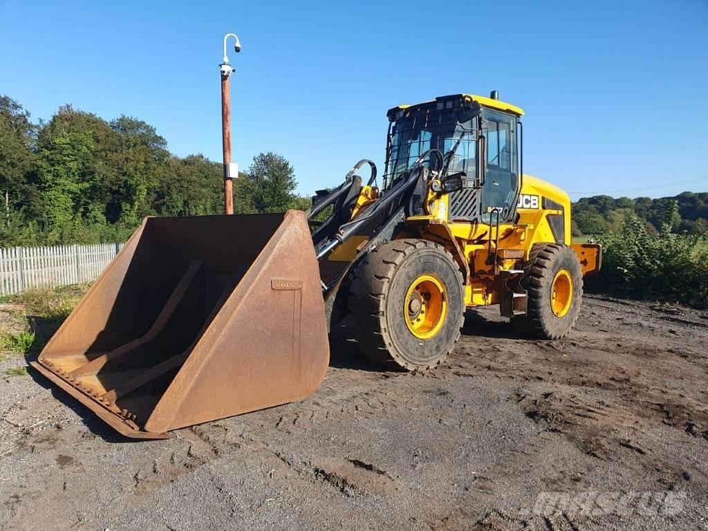 JCB 437 HT Kolesové nakladače