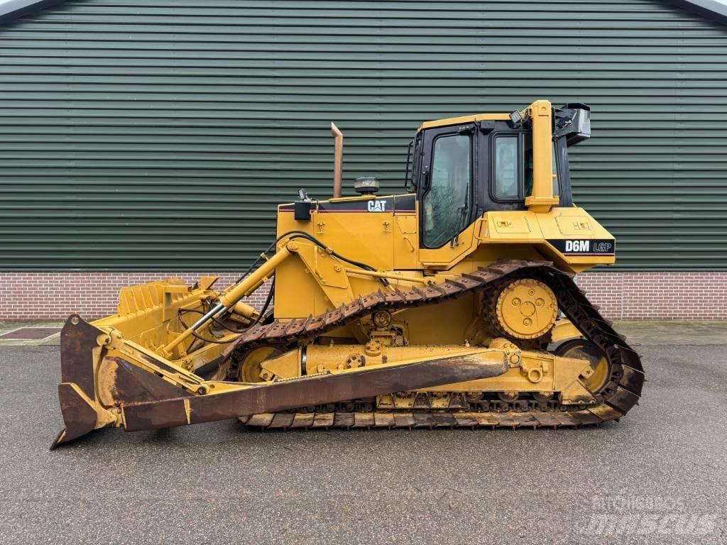CAT D 6 M LGP Pásové dozéry