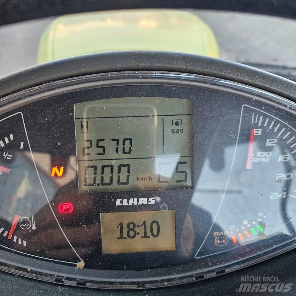 CLAAS Arion 550 Traktory