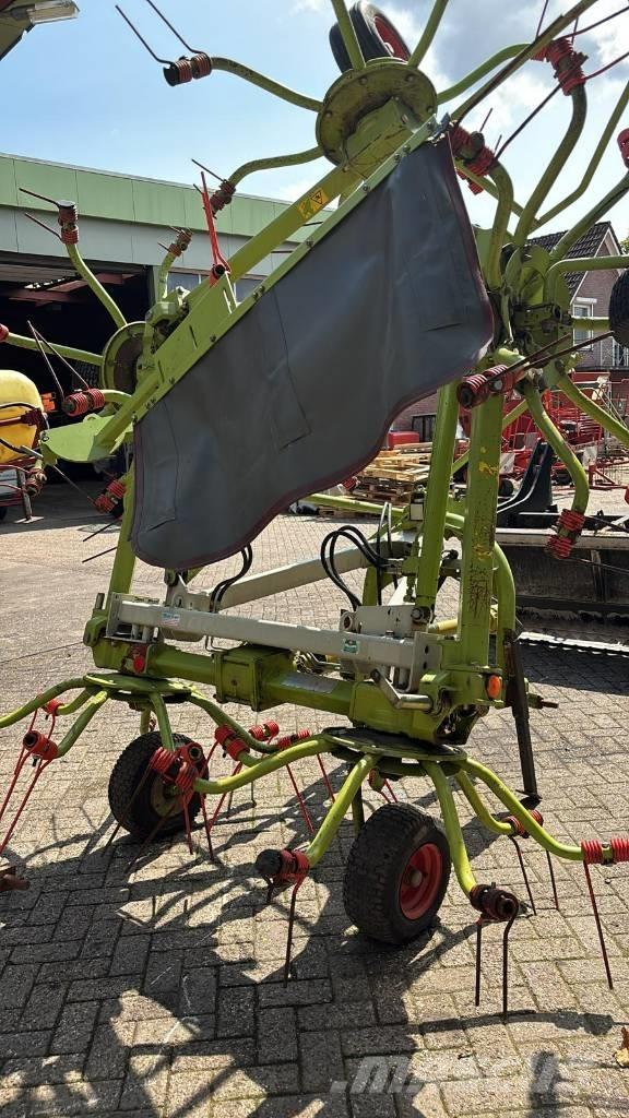 CLAAS Volto 770 Obracače a zhrabovače sena