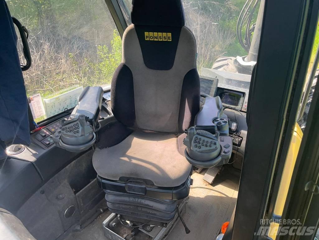 Ponsse Bear 8W Harvestory