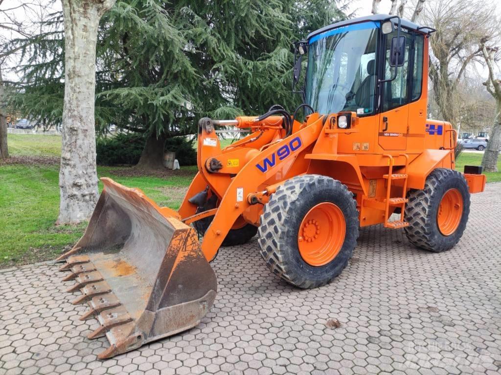 Fiat-Hitachi W90 Kolesové nakladače