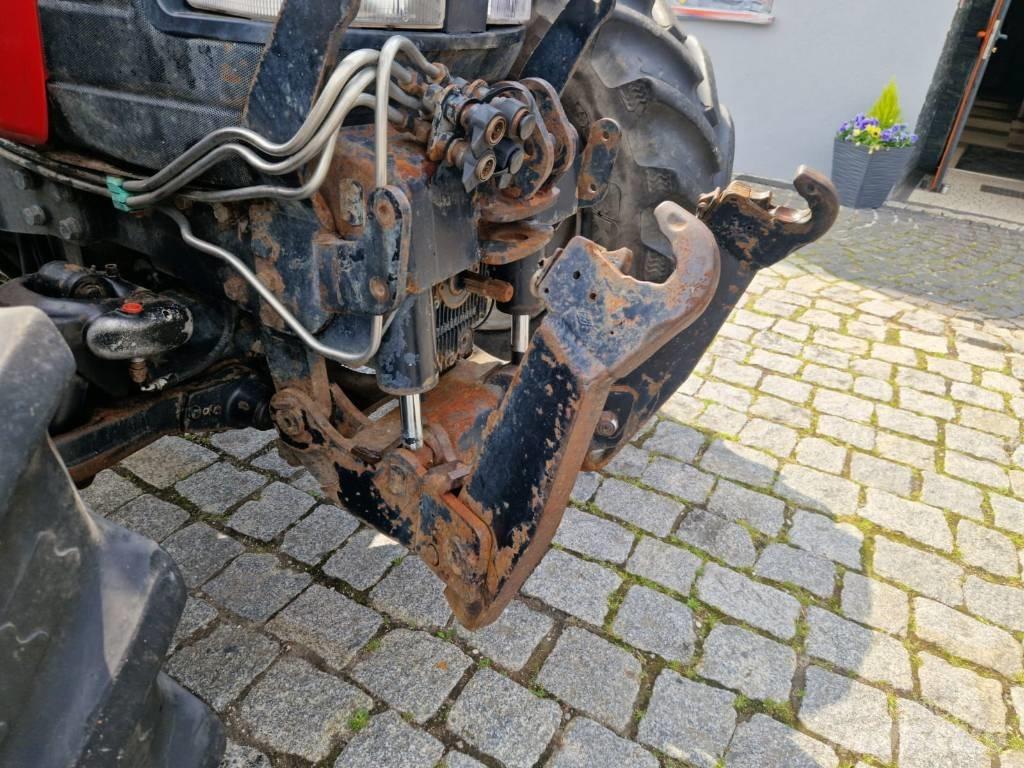 Case IH CVX 130 Traktory