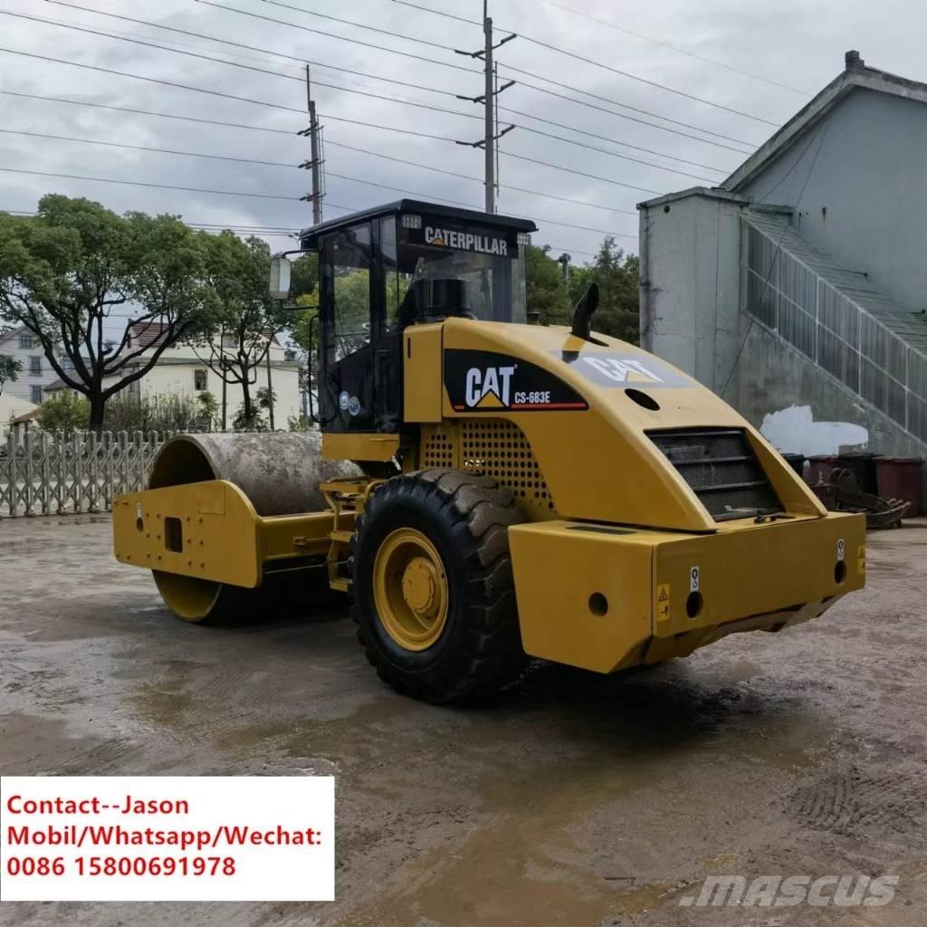 CAT CS 683 E Pôdne kompaktory