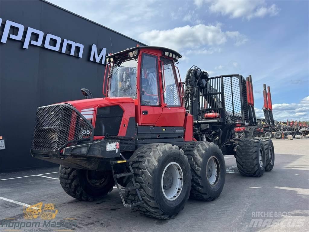 Komatsu 895 Lesné traktory