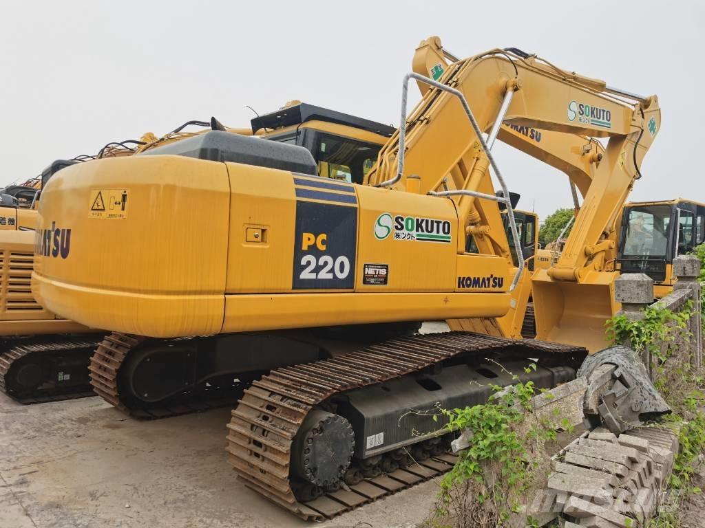 Komatsu PC220-7 Pásové rýpadlá