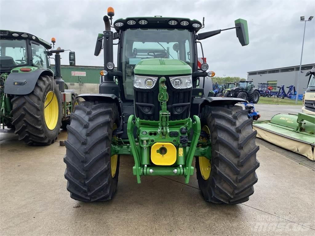 John Deere 6R 155 Traktory